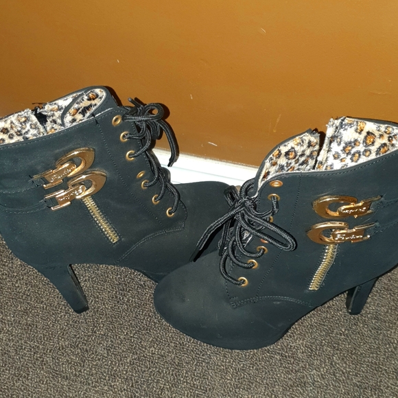 Black leopard heeled boots - Picture 3 of 4